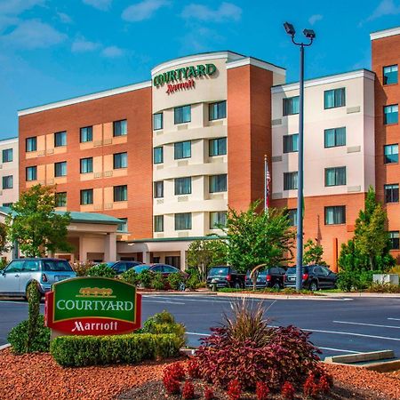 Courtyard Greensboro Airport Экстерьер фото